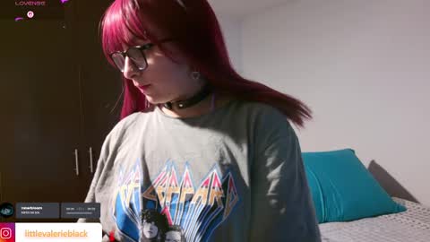 Valerie  online show from 04-09-26, 08:42