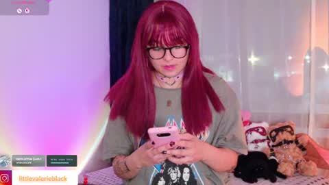 Valerie  online show from 06-21-26, 02:14