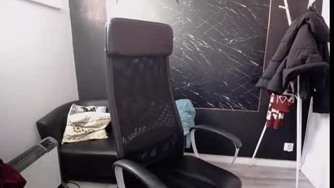 Viki online show from 02-20-25, 09:22