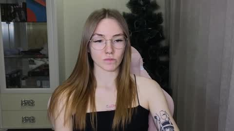 Eliana online show from 12-20-24, 02:38