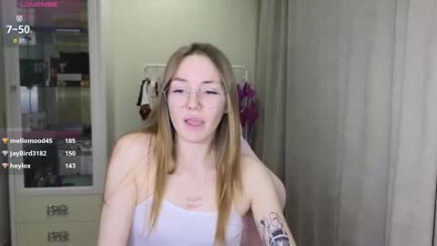 Eliana online show from 03-04-25, 02:10