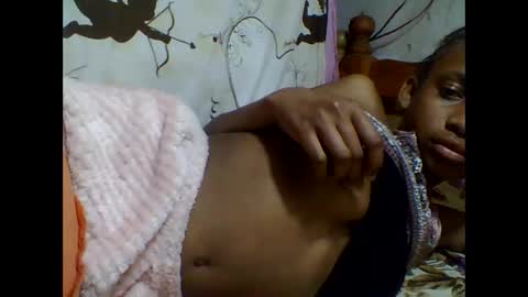 Snapshot of littleyanah chatting on 09-23-25, 07:06 yanah online show from 09-23-25, 07:06