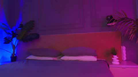 Liv 3 online show from 09-28-25, 02:55