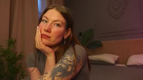 Liv 3 online show from 10-11-25, 02:59