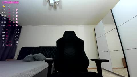 Snapshot of liveclassjay chatting on 07-10-26, 06:28 jay online show from 07-10-26, 06:28