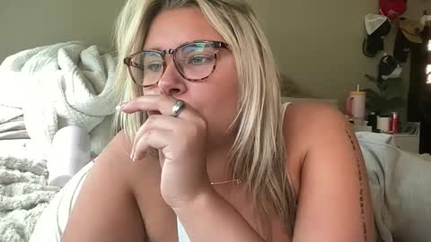 Livvy online show from 09-09-25, 06:51