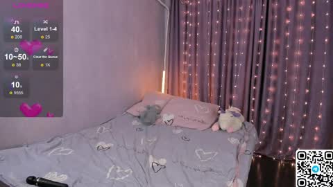 Snapshot of livyybosom chatting on 04-21-26, 06:55 My name is Livy Nice to meet you Thumbs up please its important online show from 04-21-26, 06:55