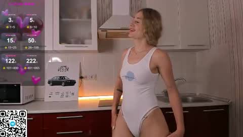 Snapshot of livyybosom chatting on 06-24-26, 01:54 My name is Livy Nice to meet you Thumbs up please its important online show from 06-24-26, 01:54