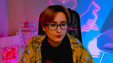 Snapshot of lixeluna chatting on 04-19-26, 06:24 LixeLuna online show from 04-19-26, 06:24