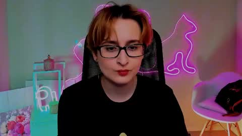 Snapshot of lixeluna chatting on 05-04-26, 06:09 LixeLuna online show from 05-04-26, 06:09