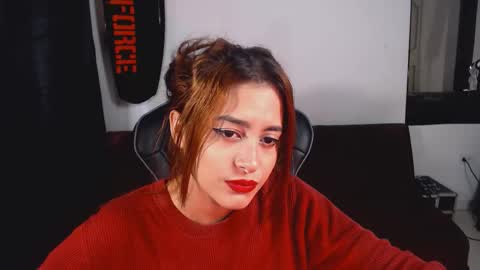 Snapshot of liz_beths chatting on 10-08-25, 12:58 Elizabeth online show from 10-08-25, 12:58