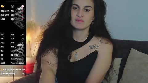 liz online show from 12-27-24, 07:35