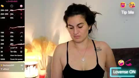 liz online show from 03-01-25, 09:04