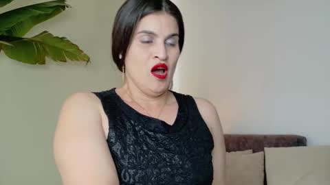 liz online show from 10-25-25, 06:13