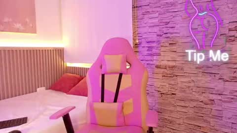 Snapshot of liz_monserrat chatting on 10-08-25, 07:44 liz_monserrat online show from 10-08-25, 07:44