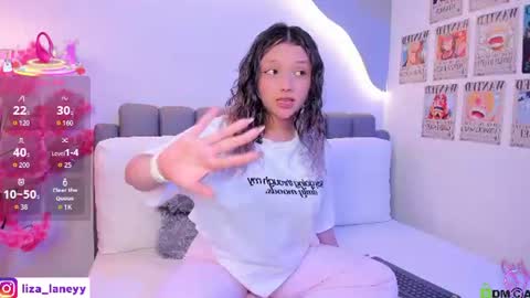 Snapshot of liza_bennet chatting on 06-13-26, 03:59 Liza online show from 06-13-26, 03:59