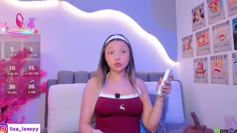 Snapshot of liza_bennet chatting on 07-08-26, 08:24 Liza online show from 07-08-26, 08:24