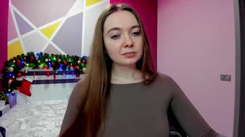 Girl next door online show from 01-03-25, 12:30