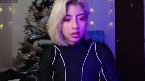 Lizeth online show from 12-30-24, 04:31