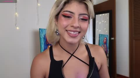 Lizeth online show from 01-23-25, 06:14