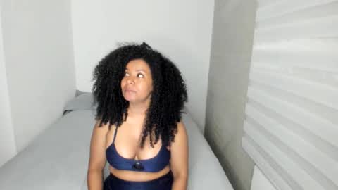 MELB online show from 10-12-25, 02:43