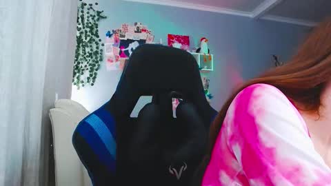 Lisa online show from 10-18-25, 11:11