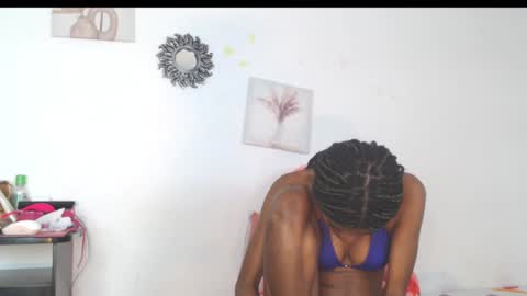 liz online show from 02-08-25, 10:19