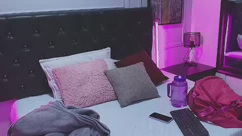 Lizz  online show from 01-14-25, 11:53