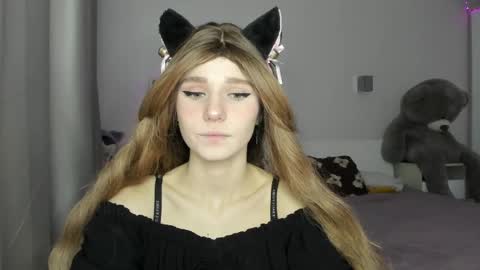 lizza_a online show from 04-10-26, 05:17
