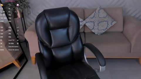 Lizzi  online show from 01-31-25, 11:56