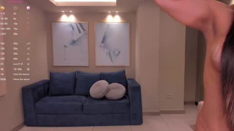 Lizzi  online show from 02-08-25, 03:21