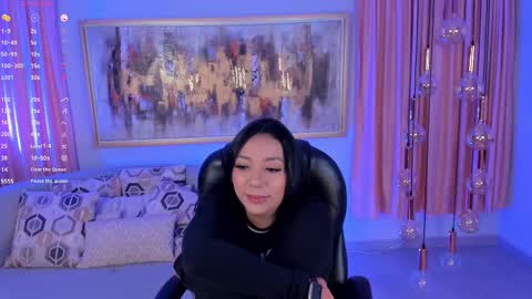 Lizzi  online show from 02-13-25, 12:13