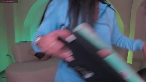 Lizzi  online show from 09-30-25, 09:20