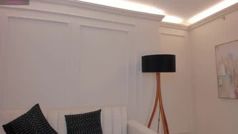 Lizzi  online show from 10-12-25, 06:40