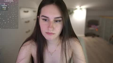 Snapshot of lizzi_fox chatting on 04-18-26, 07:58 Lizi-Fox online show from 04-18-26, 07:58