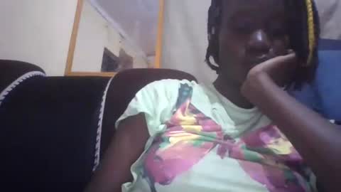 lizzie2020 online show from 06-24-26, 07:57