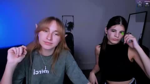 Snapshot of lizzie_boom chatting on 09-16-25, 12:50 lizzie_boom online show from 09-16-25, 12:50