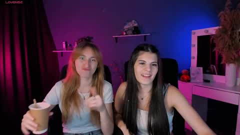 Snapshot of lizzie_boom chatting on 09-20-25, 08:37 lizzie_boom online show from 09-20-25, 08:37