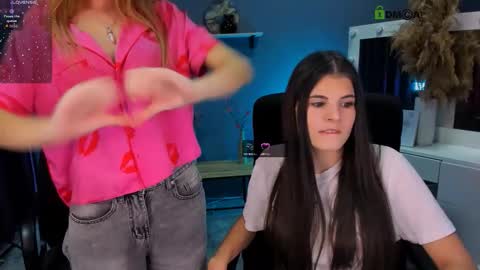 Snapshot of lizzie_boom chatting on 09-26-25, 07:51 lizzie_boom online show from 09-26-25, 07:51