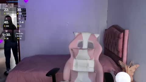 Lizzie online show from 02-18-25, 06:37