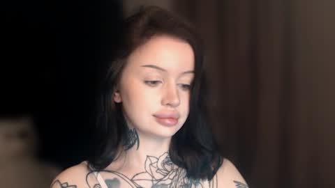 Snapshot of lizziesweety chatting on 12-16-24, 06:05 liza liza liza online show from 12-16-24, 06:05