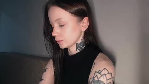 Snapshot of lizziesweety chatting on 01-11-26, 09:20 liza liza liza online show from 01-11-26, 09:20