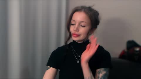 Snapshot of lizziesweety chatting on 05-16-26, 12:18 liza liza liza online show from 05-16-26, 12:18
