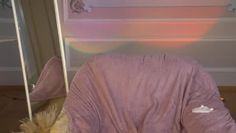 Liza online show from 05-16-26, 10:36
