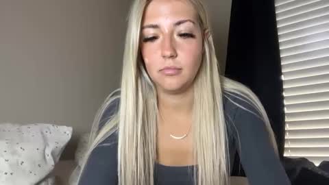 lizzy2bizzy online show from 04-01-26, 07:00