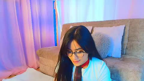 lizzy_kane online show from 05-08-26, 08:14