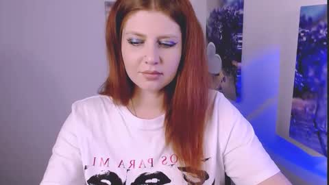 Lizzy3 online show from 11-20-25, 03:34