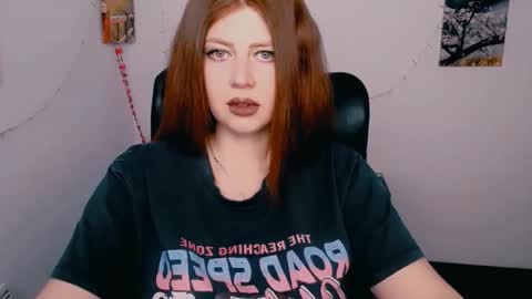 Lizzy3 online show from 03-17-26, 09:45