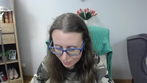 Lizzy online show from 05-13-26, 05:16