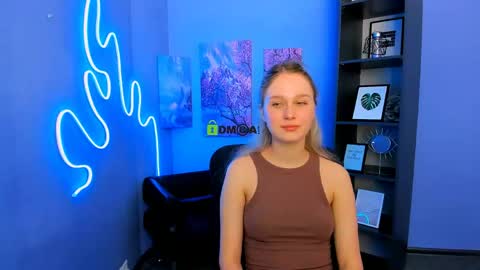 lizzy_sweety_purrr online show from 06-05-26, 10:10
